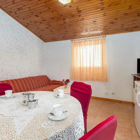 In - Istrien 47135 Apartman