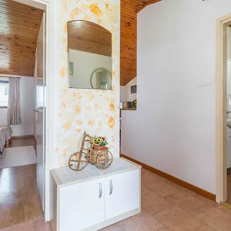 In - Istrien 47135 Apartman Porec